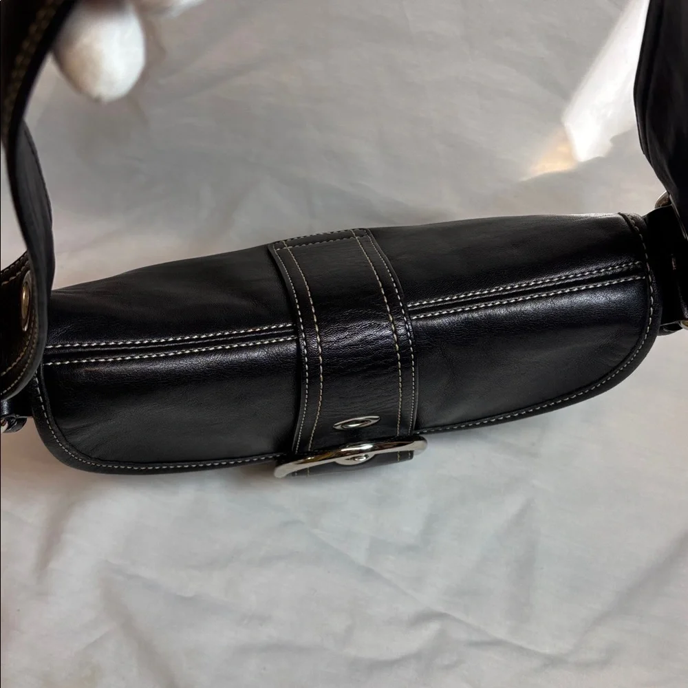 Coach Soho Baguette 2006 - Picture 7 of 17